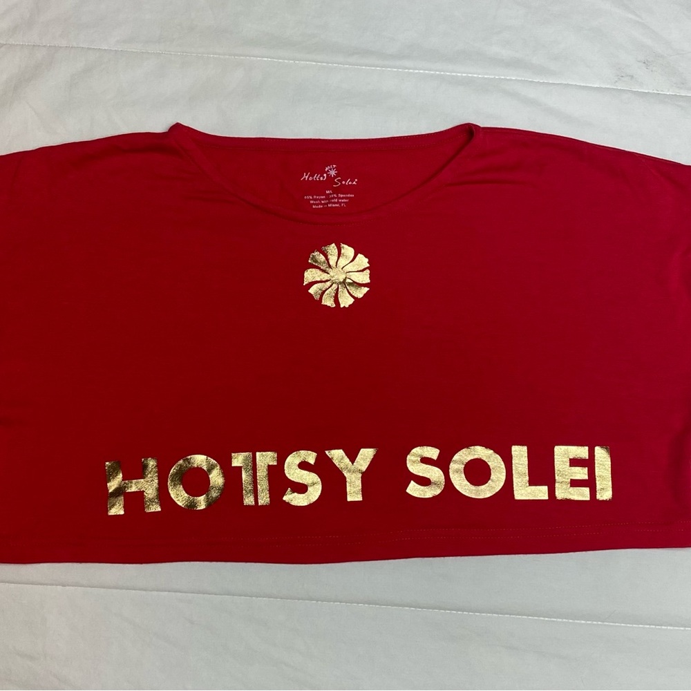 Bright red crop top t-shirt